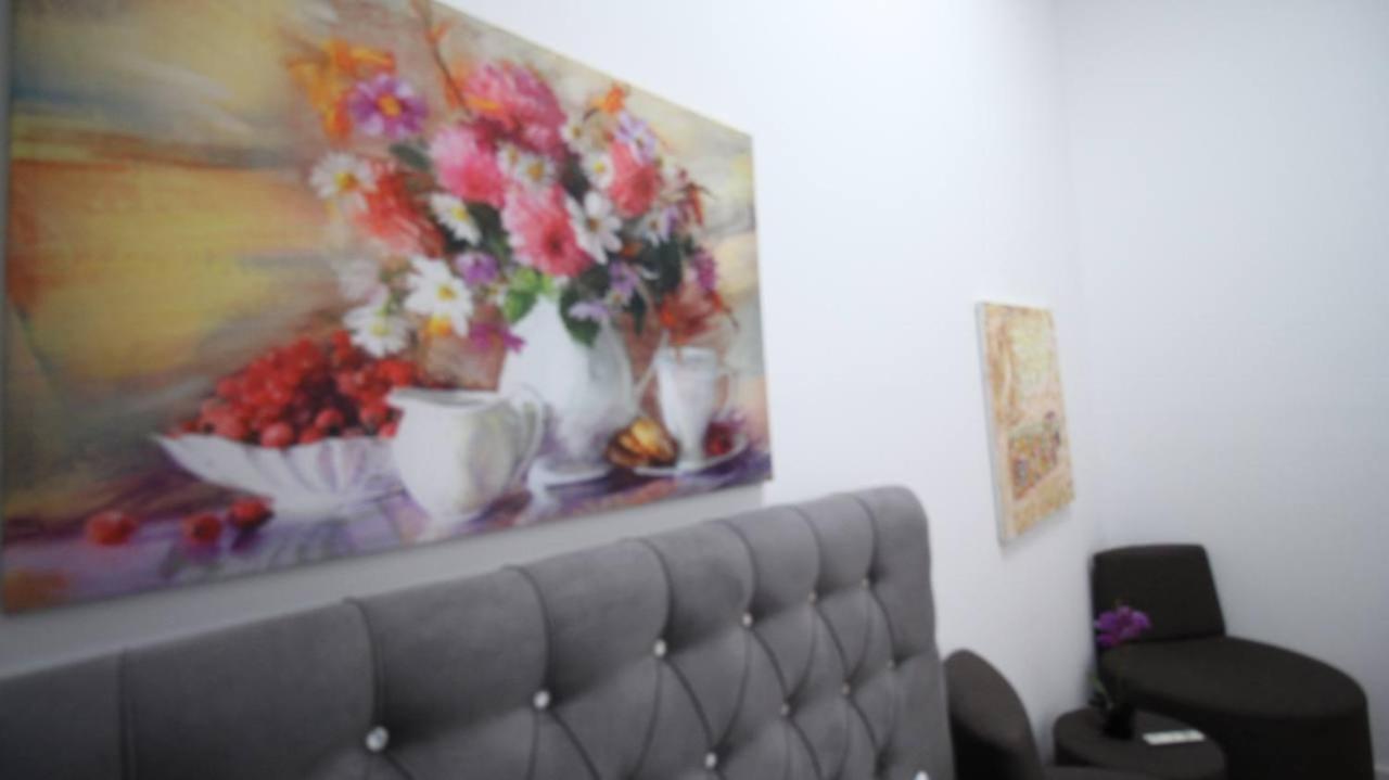 Modern Double Room Js A Wina Bagian luar foto